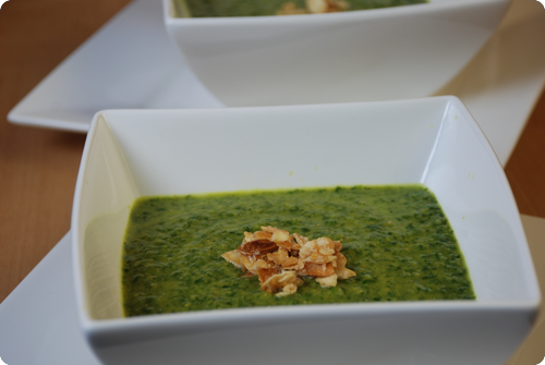 Kichererbsen-Spinat-Suppe mit Gewürzen